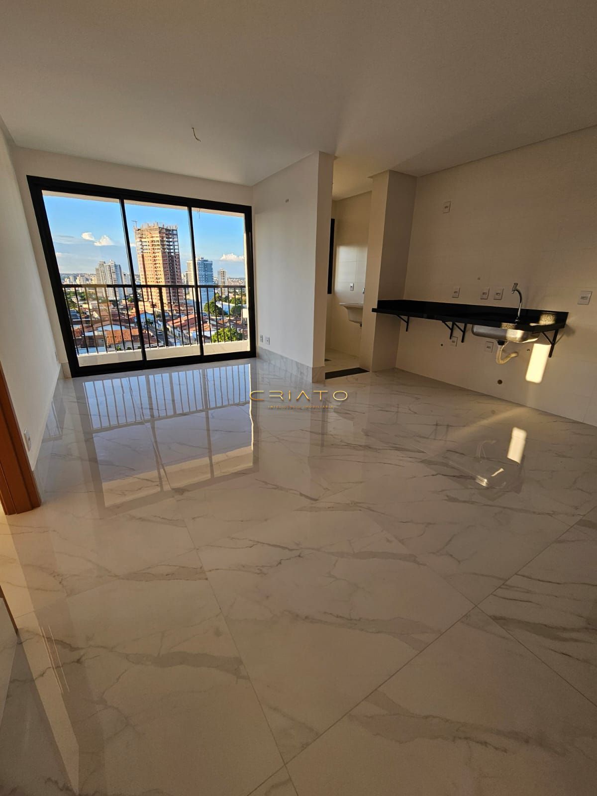 Apartamento à venda com 2 quartos, 65m² - Foto 1