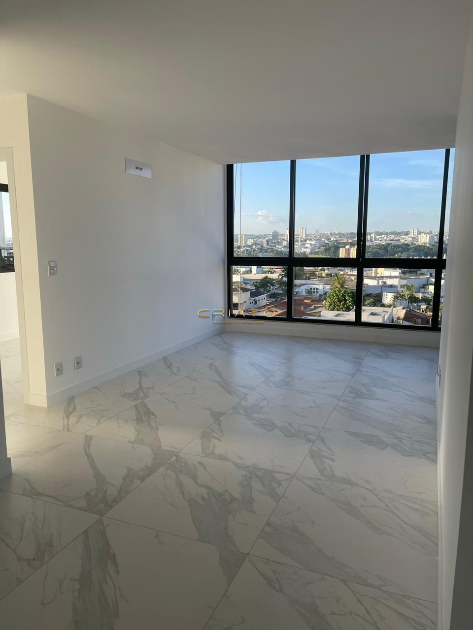 Apartamento à venda com 3 quartos, 83m² - Foto 2