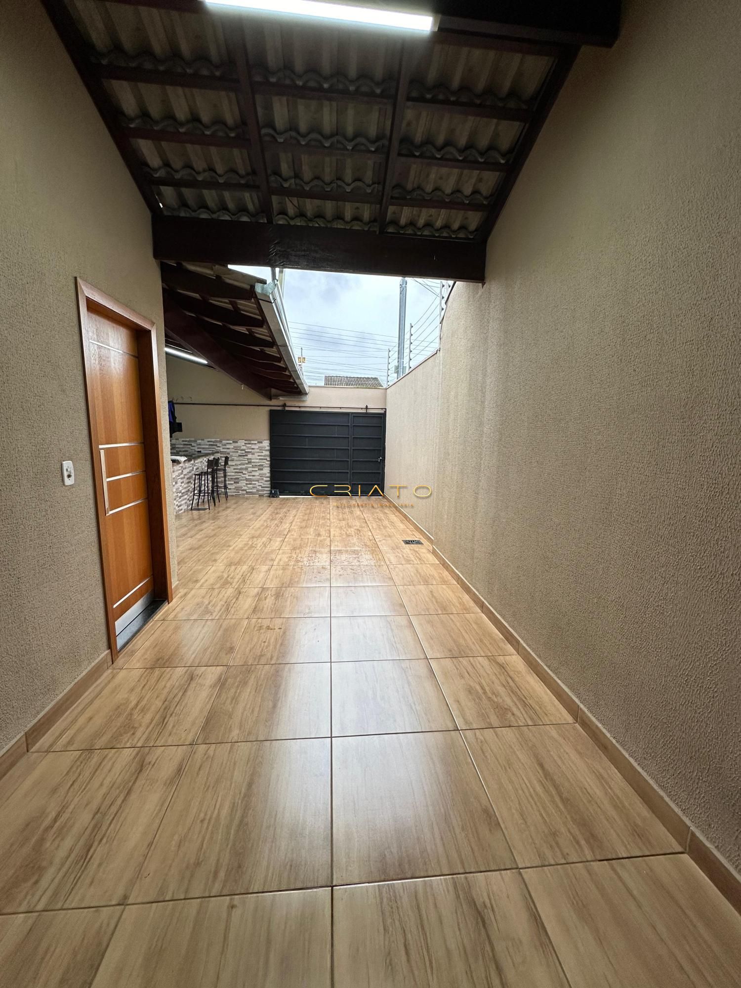 Casa à venda com 3 quartos, 140m² - Foto 2