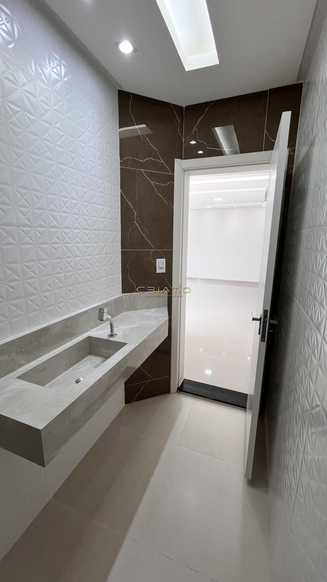 Sobrado à venda com 4 quartos, 344m² - Foto 15