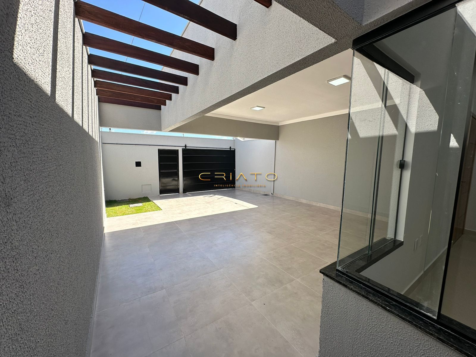 Casa à venda com 3 quartos, 106m² - Foto 4