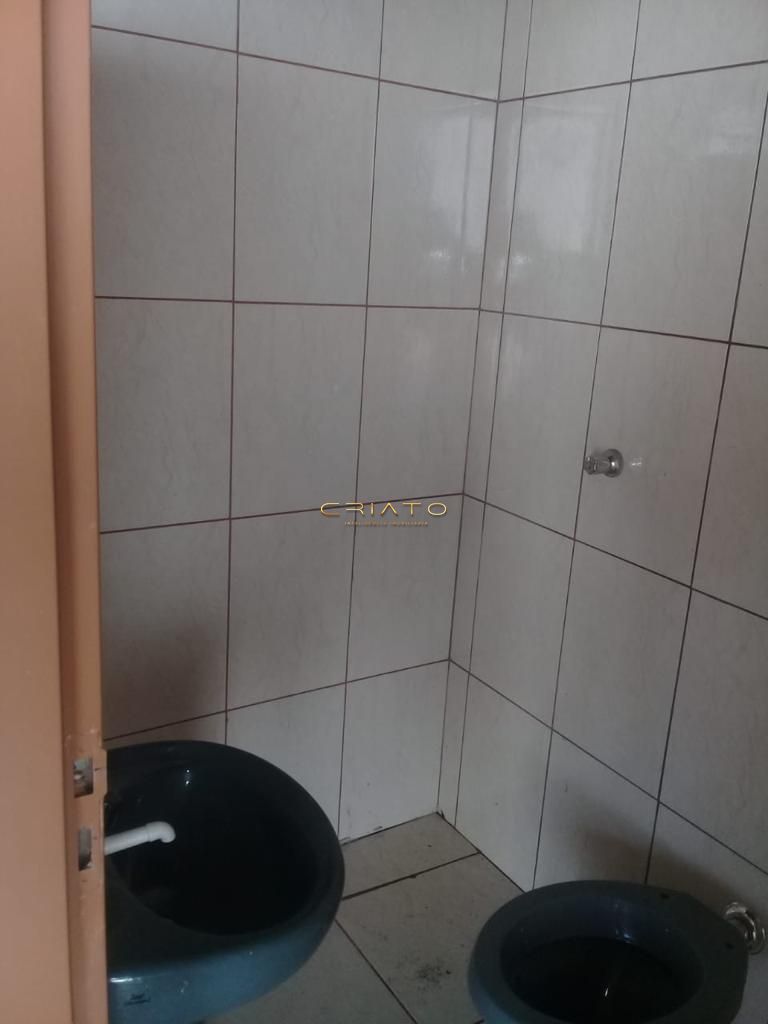 Casa à venda com 3 quartos, 109m² - Foto 18