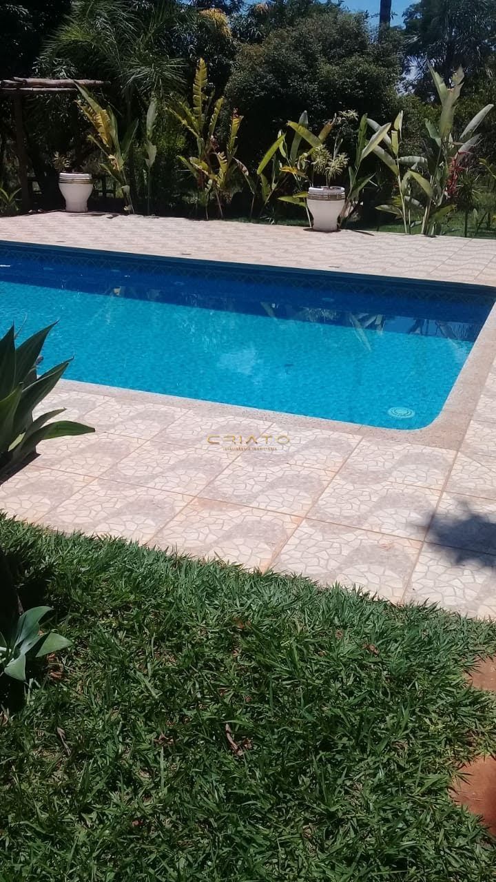 Chácara à venda com 4 quartos, 260m² - Foto 16