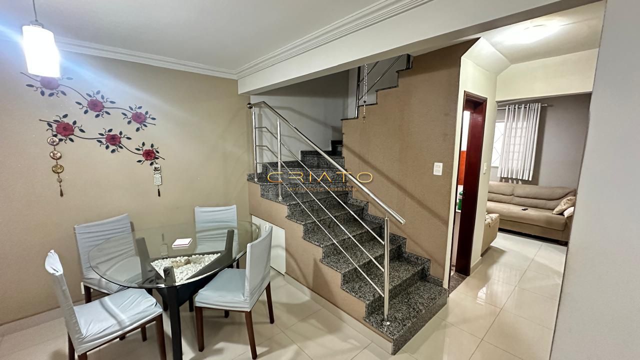 Sobrado com 3 Dormitórios à venda, 91 m² por R$ 499.990,00 Sobrado com 3 Dormitórios à venda, 91 m² por R$ 499.990,00