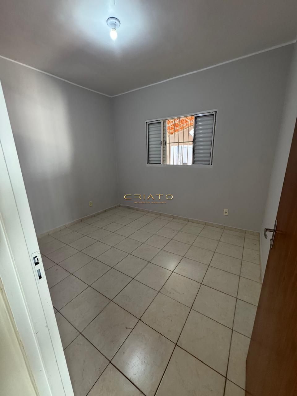 Casa à venda com 2 quartos, 110m² - Foto 11