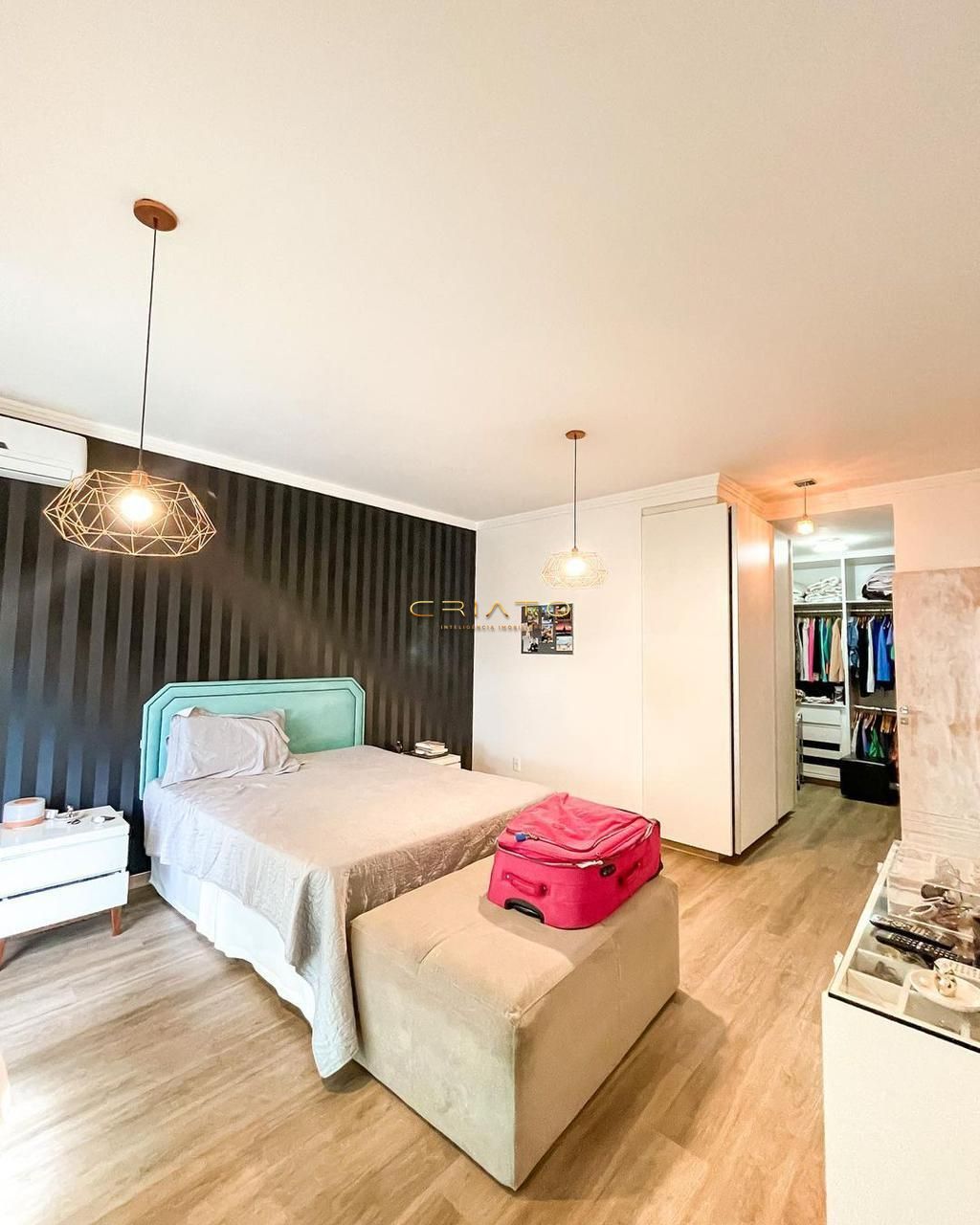 Casa à venda com 3 quartos, 250m² - Foto 6