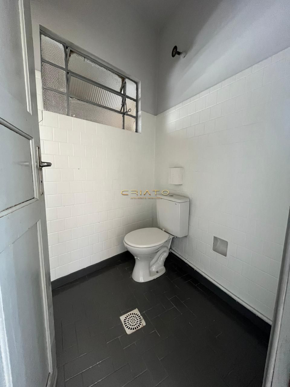 Casa para alugar com 3 quartos, 279m² - Foto 17