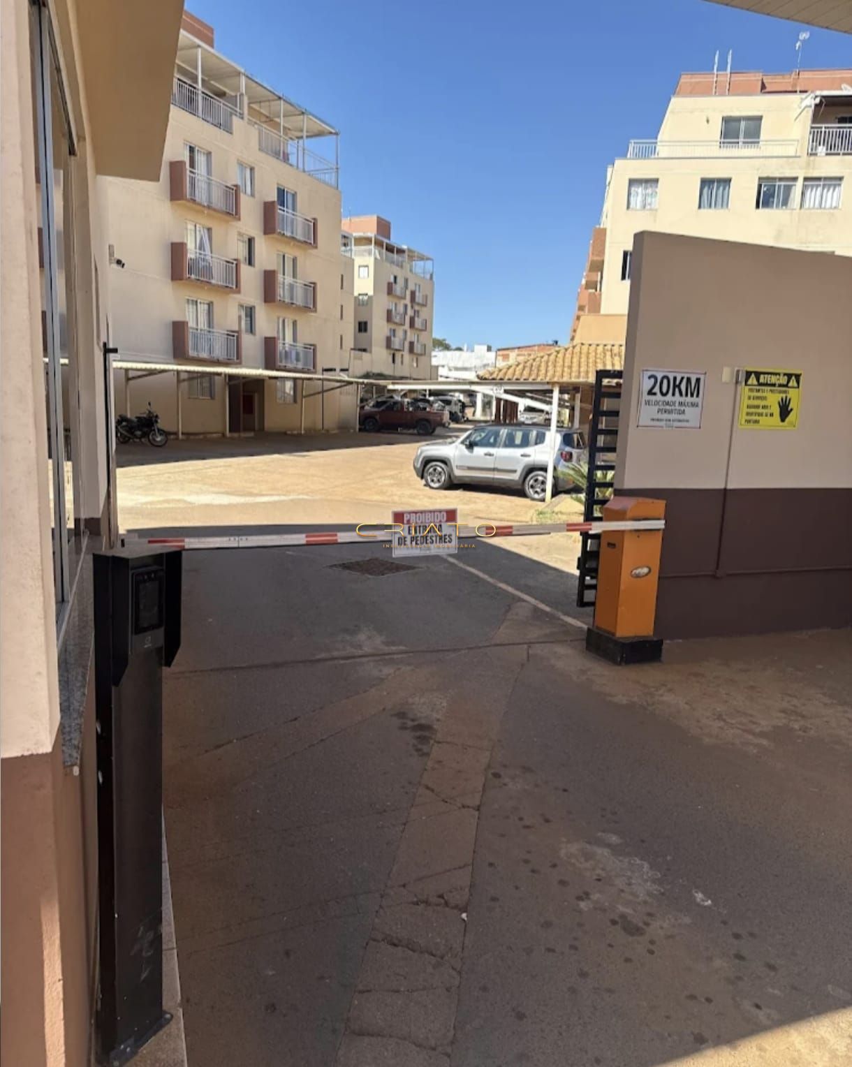 Apartamento com 2 Dormitórios à venda, 46 m² por R$ 170.000,00 Apartamento com 2 Dormitórios à venda, 46 m² por R$ 170.000,00