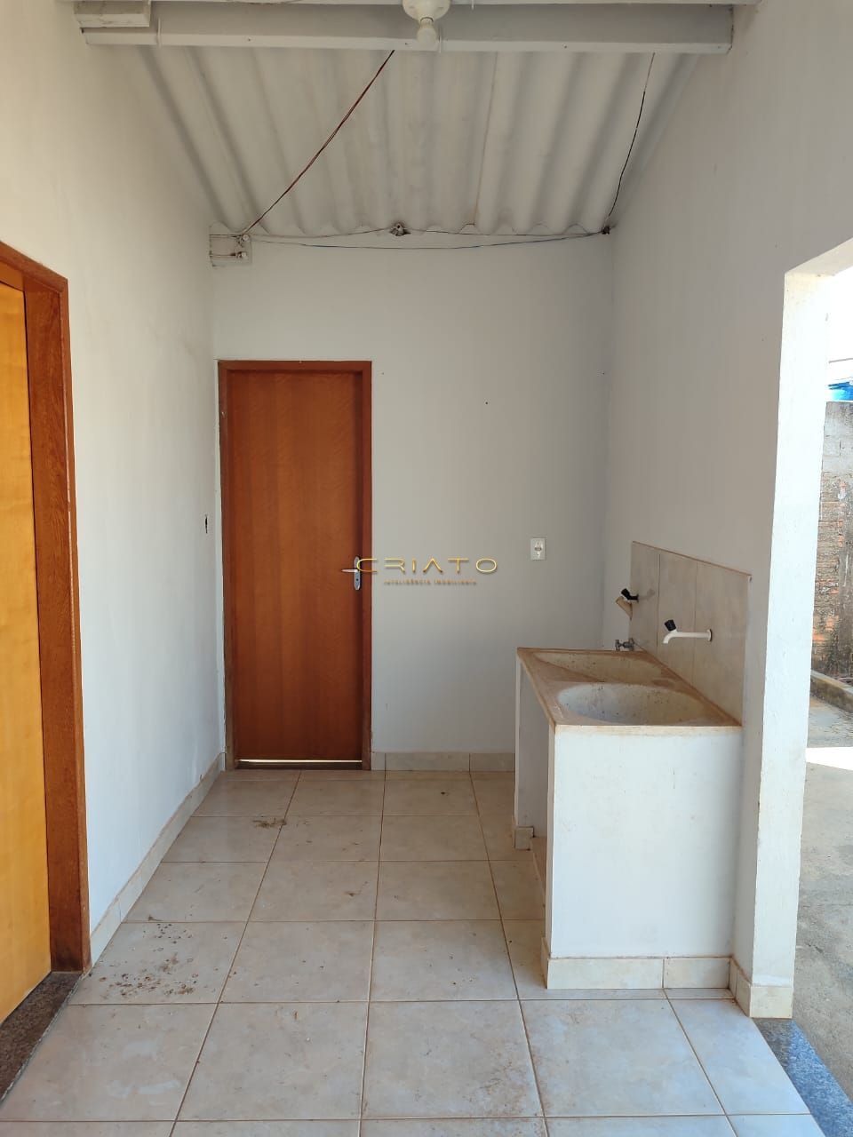 Casa à venda com 5 quartos, 200m² - Foto 13