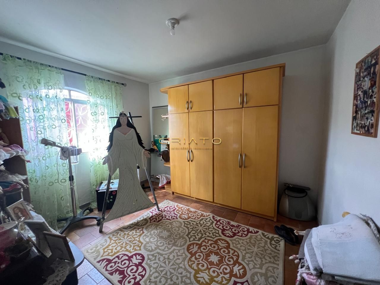 Casa à venda com 3 quartos, 218m² - Foto 8