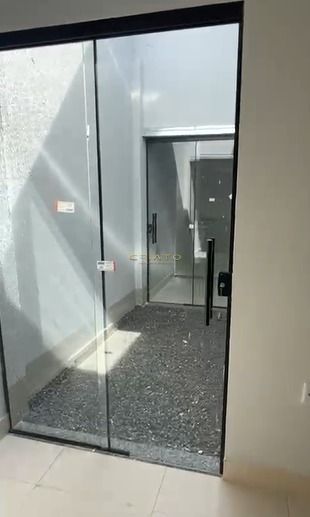 Casa à venda com 2 quartos, 70m² - Foto 14