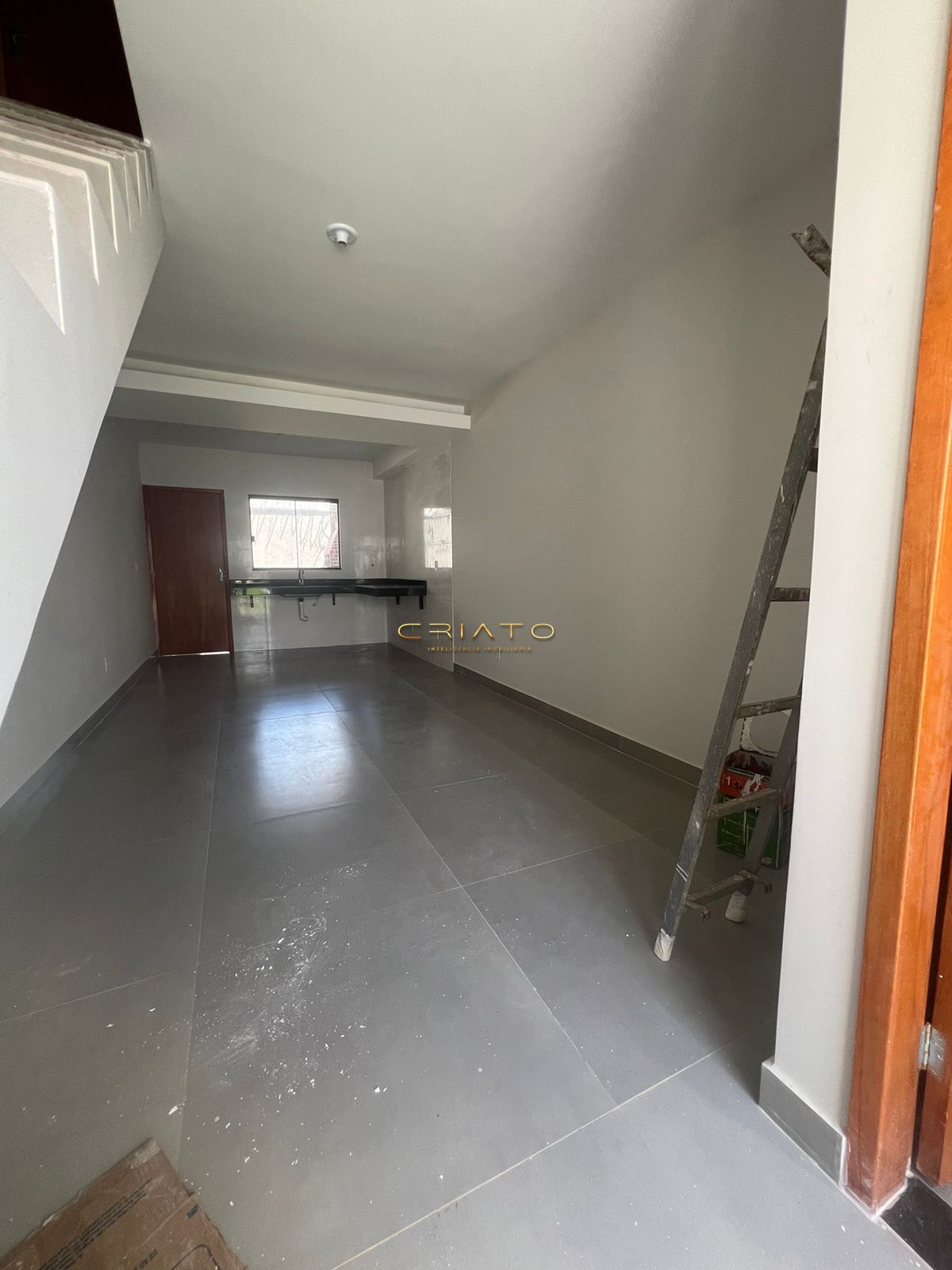 Sobrado à venda com 2 quartos, 70m² - Foto 2