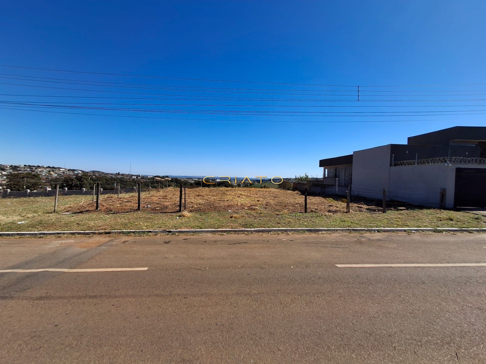 Ótima Oportunidade de Negócio - Terrenos na Avenida Mirage