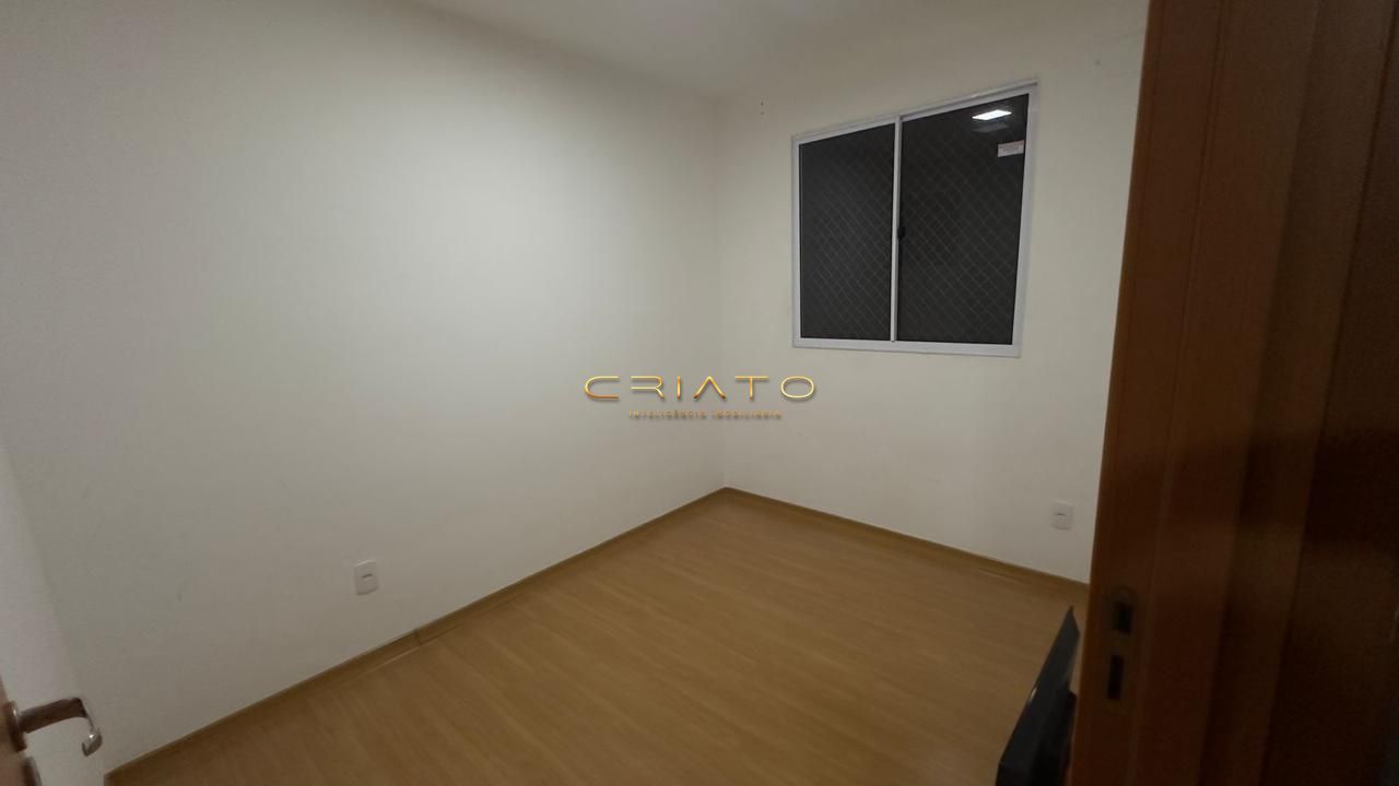 Apartamento à venda com 2 quartos, 40m² - Foto 12