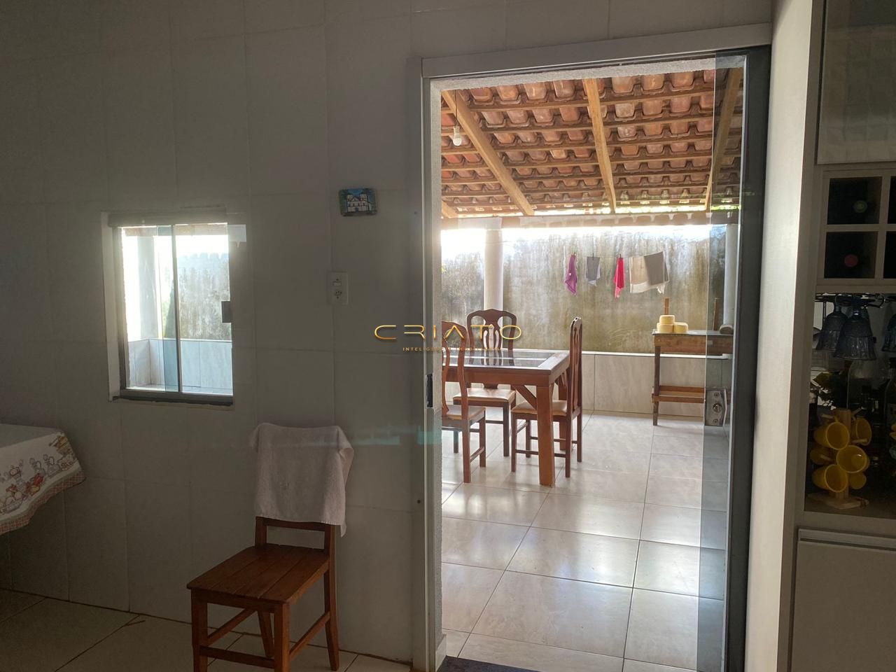 Casa à venda com 2 quartos, 200m² - Foto 8