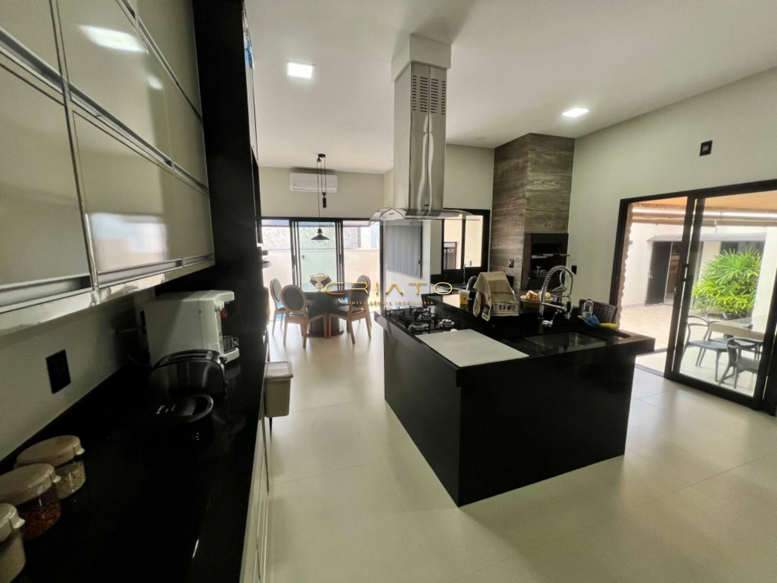 Casa de Condomínio à venda com 3 quartos, 229m² - Foto 13