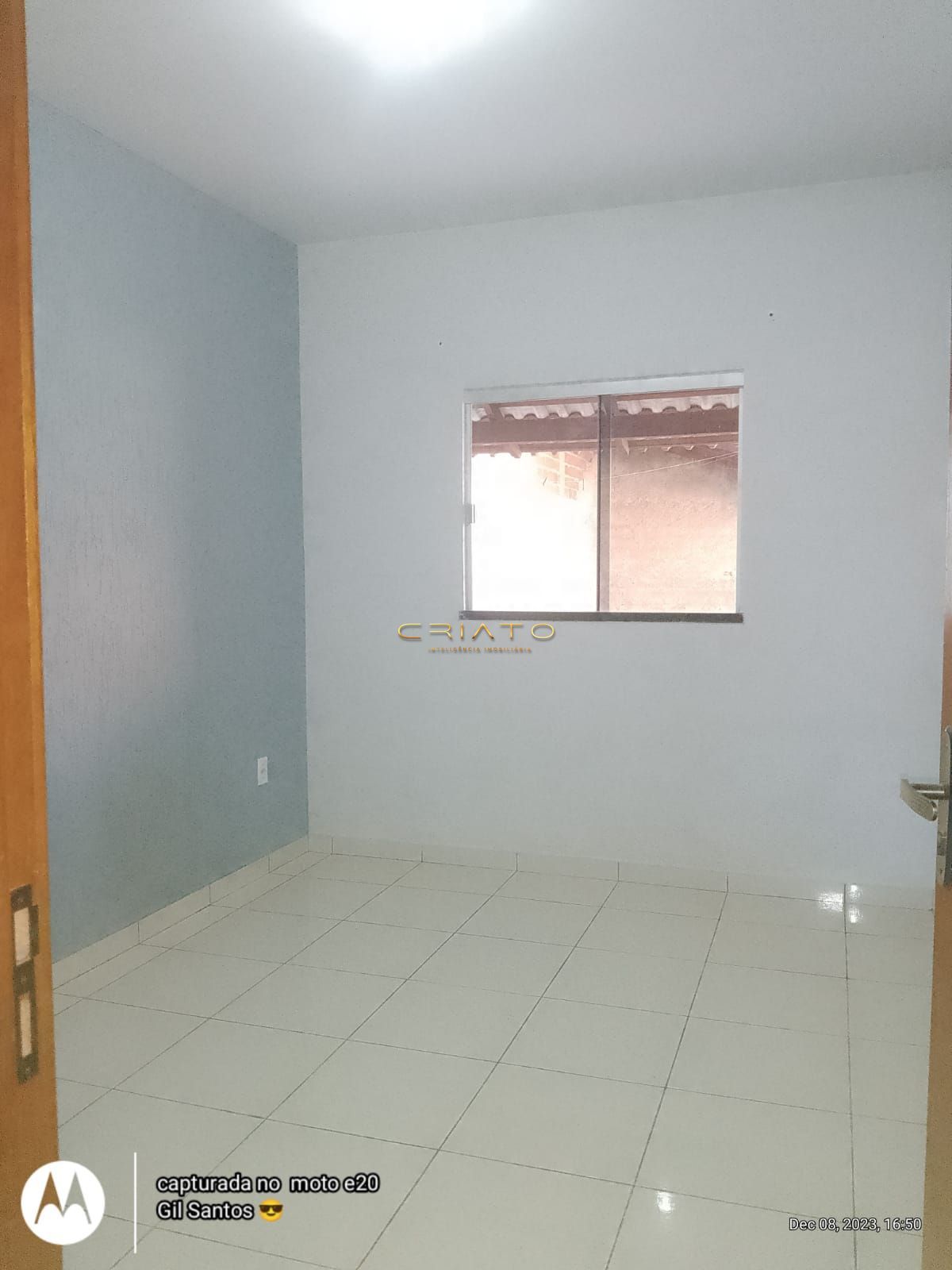 Casa à venda com 2 quartos, 79m² - Foto 2