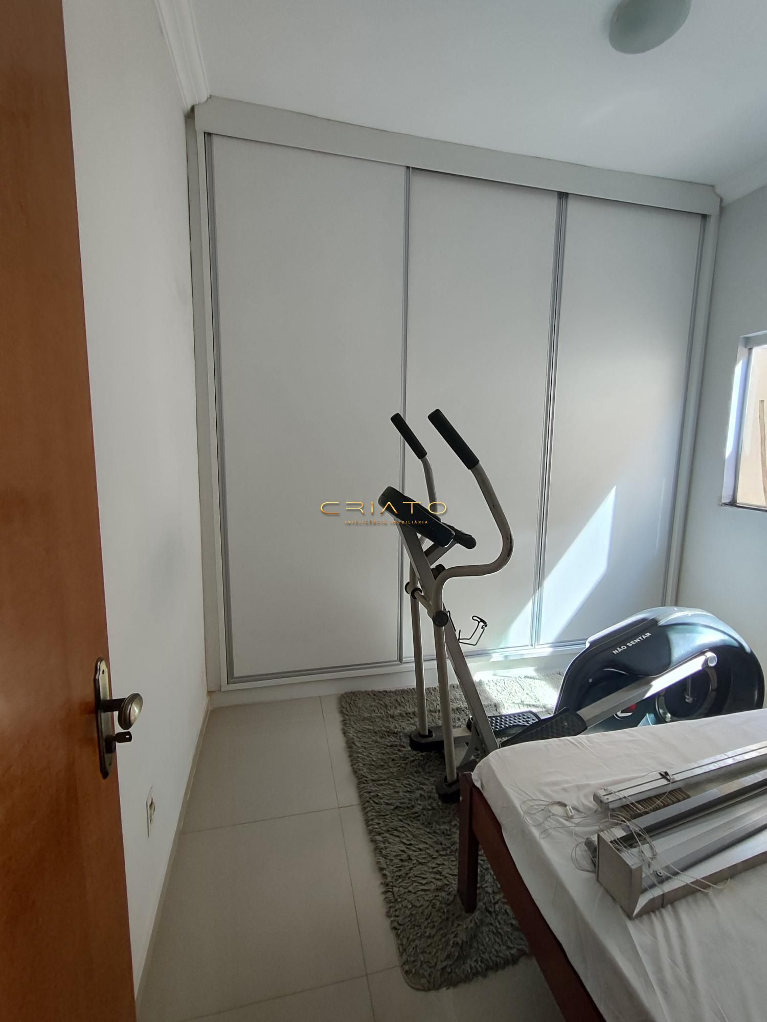 Casa à venda com 3 quartos, 106m² - Foto 9