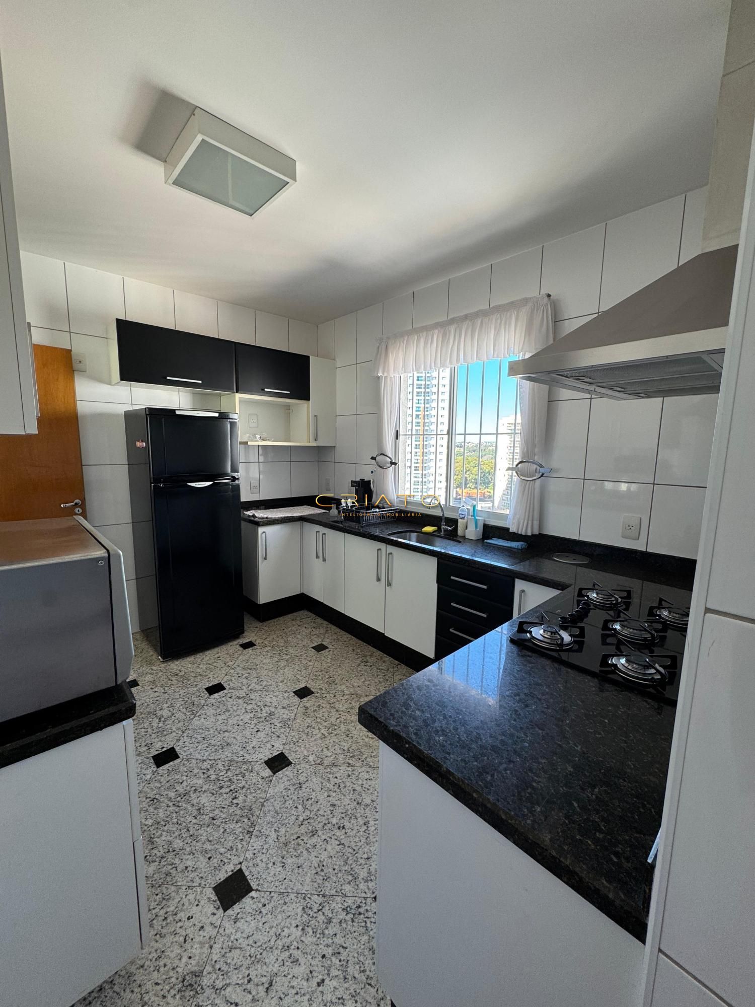 Apartamento à venda com 3 quartos, 142m² - Foto 11