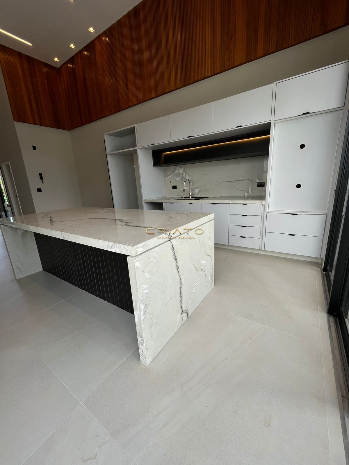 Casa de Condomínio à venda e aluguel com 4 quartos, 320m² - Foto 18