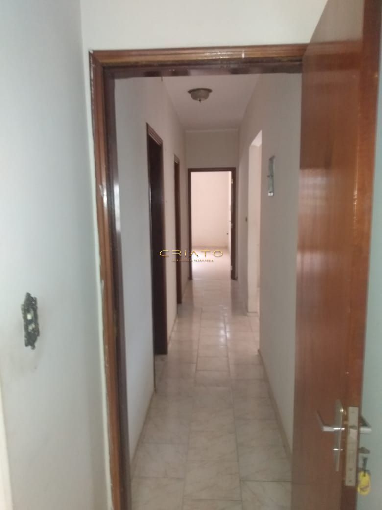 Casa de 3 quartos, 350m² no bairro Vila Santa Isabel, em Anápolis | Eu Corretor