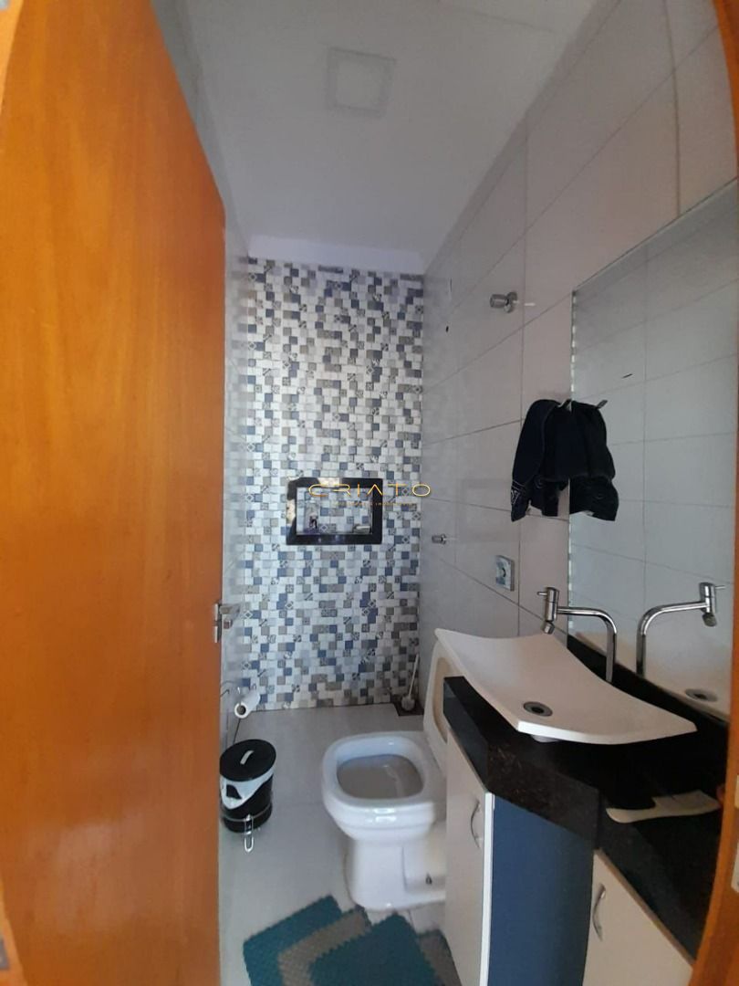 Sobrado de 3 quartos, 243m² no bairro Nenhum, em Anápolis | Eu Corretor