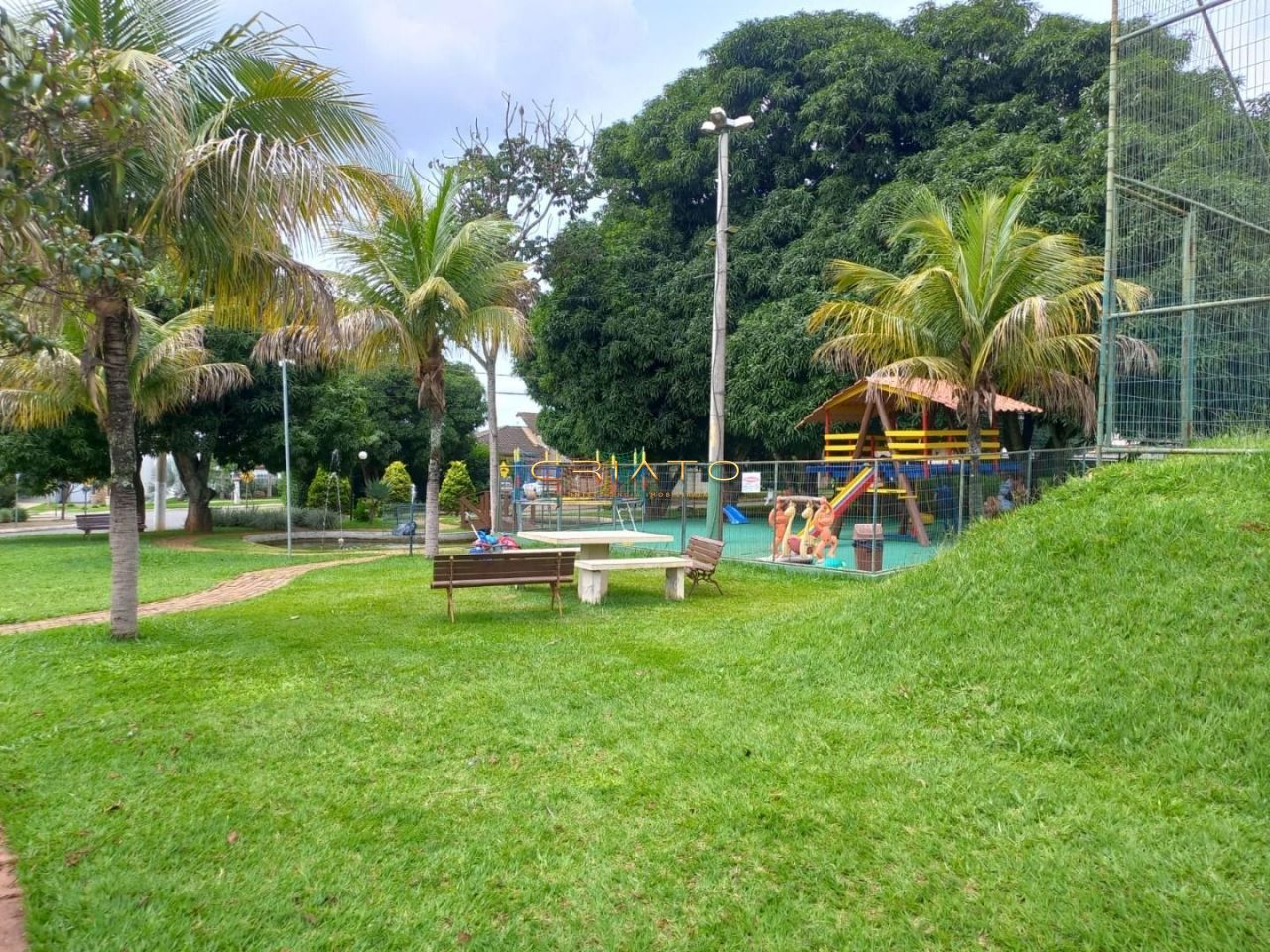 Lote/Terreno de 716m² no bairro Residencial Rose's Garden, em Anápolis | Eu Corretor