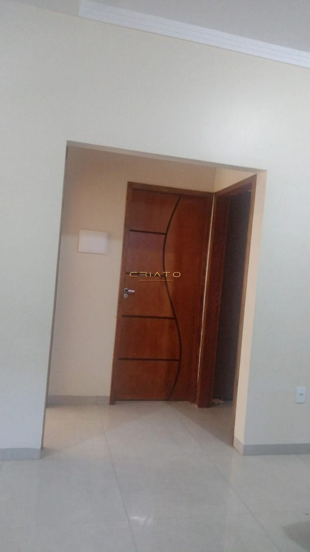 Casa de 3 quartos, 160m² no bairro Residencial Cidade Industrial, em Anápolis | Eu Corretor