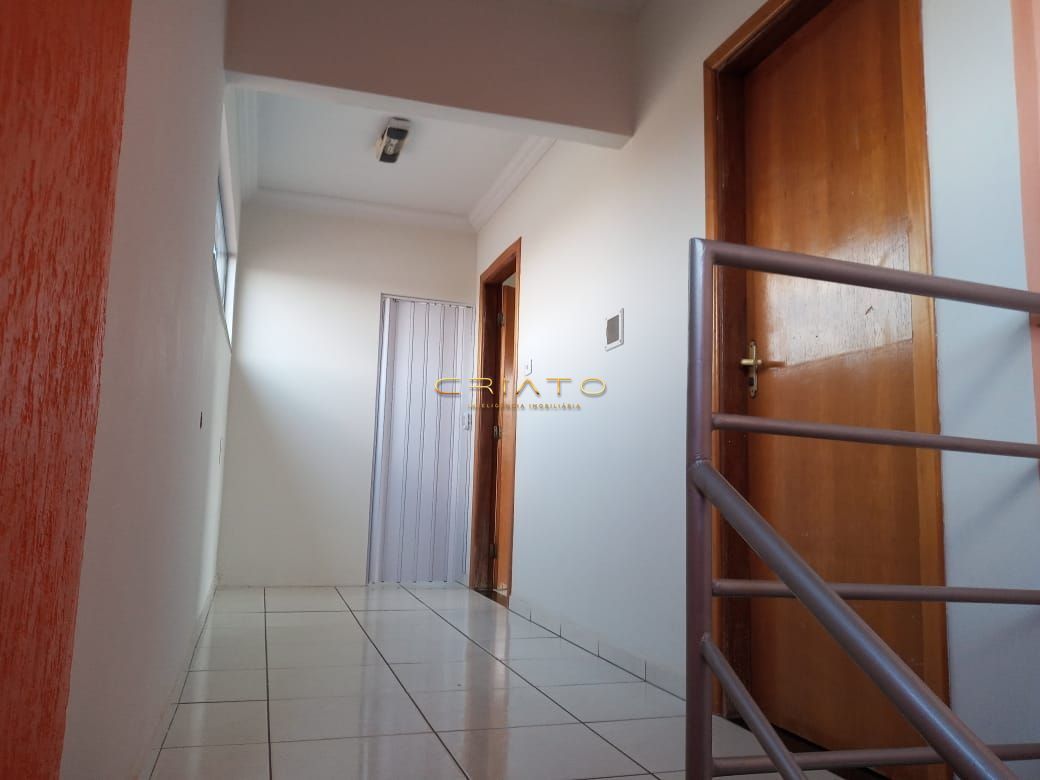 Sobrado de 4 quartos, 353m² no bairro Jardim Bandeirante, em Anápolis | Eu Corretor