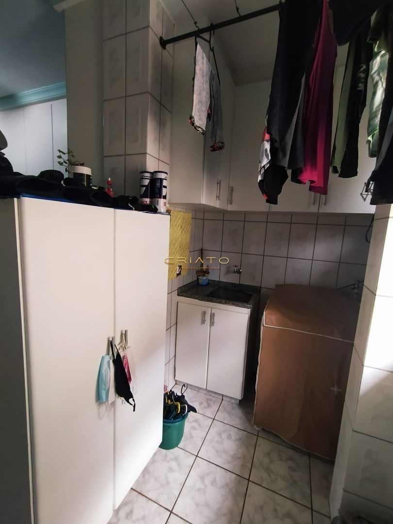 Apartamento de 3 quartos, 79m² no bairro Maracanã, em Anápolis | Eu Corretor