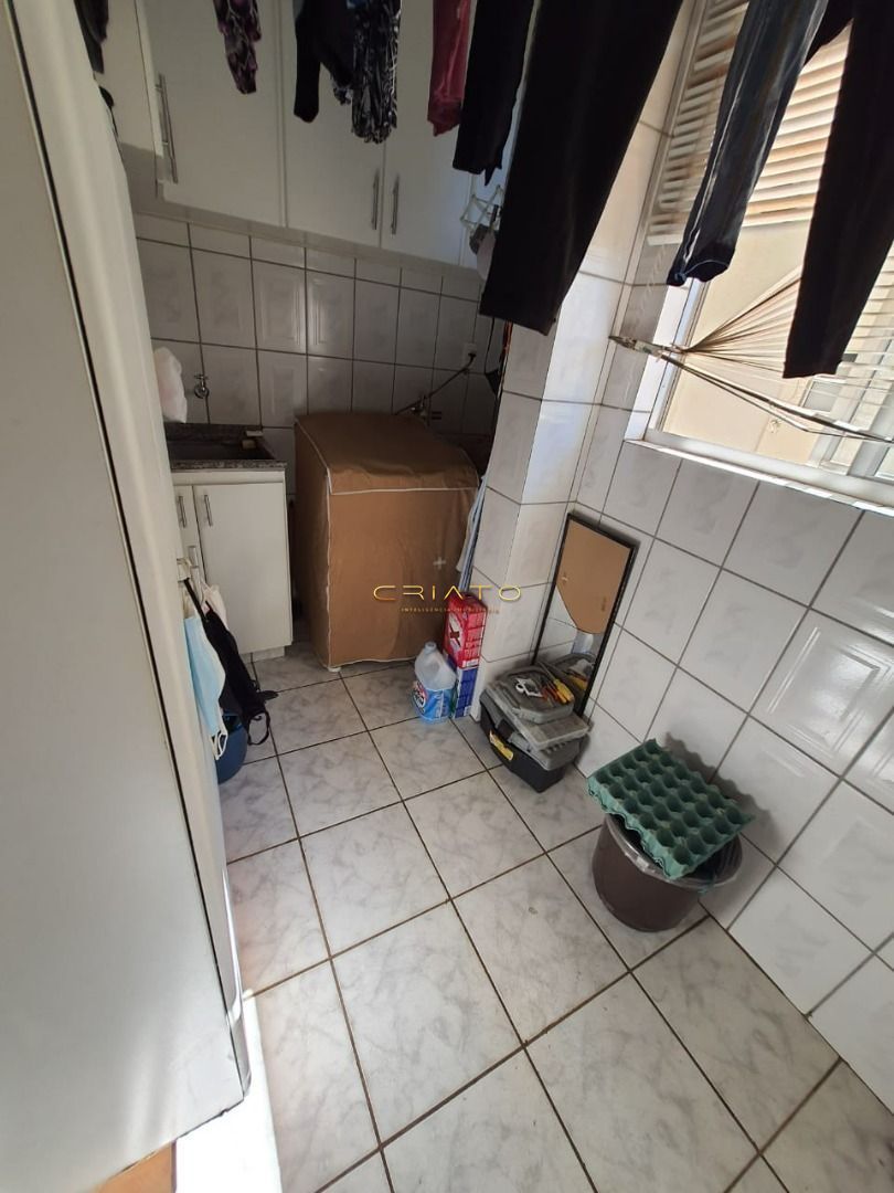 Apartamento de 3 quartos, 79m² no bairro Maracanã, em Anápolis | Eu Corretor