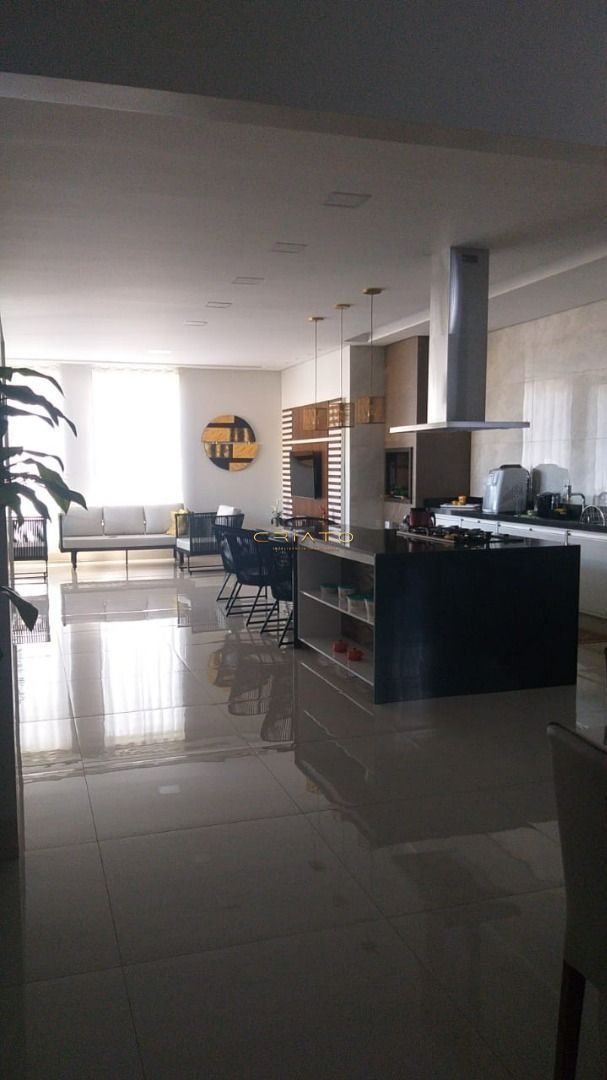 Casa de 3 quartos, 270m² no bairro Nenhum, em Anápolis | Eu Corretor