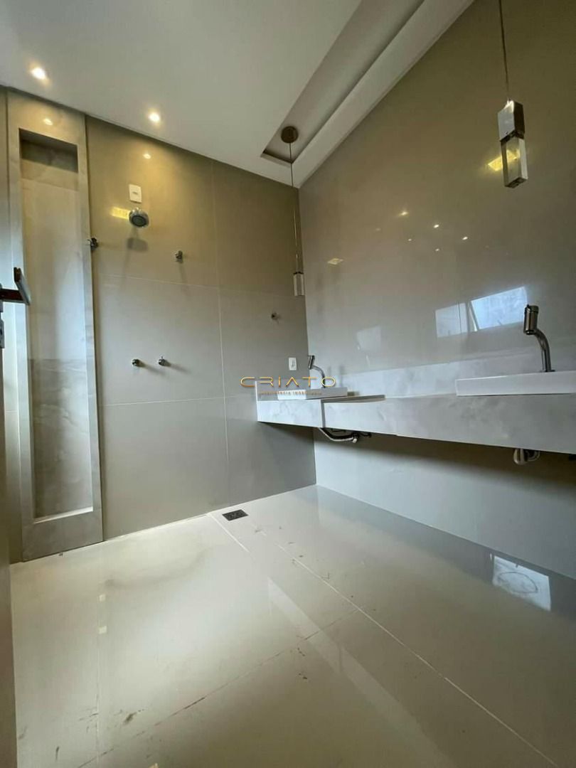 Casa de 4 quartos, 375m² no bairro Residencial Anaville, em Anápolis | Eu Corretor