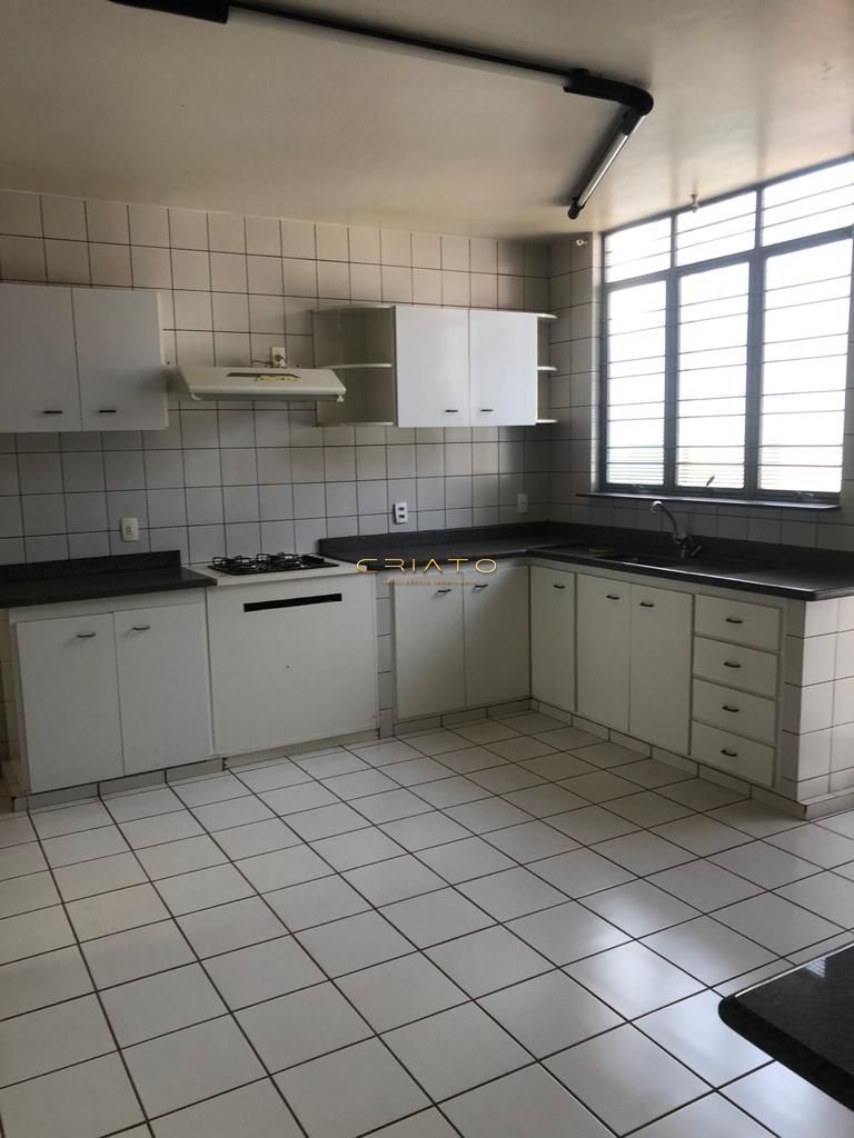 Casa de 6 quartos, 400m² no bairro Anápolis City, em Anápolis | Eu Corretor