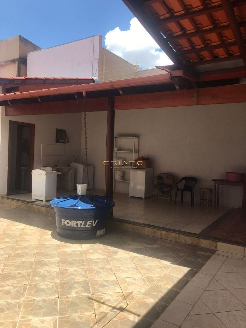 Casa de 3 quartos, 140m² no bairro São Carlos, em Anápolis | Eu Corretor