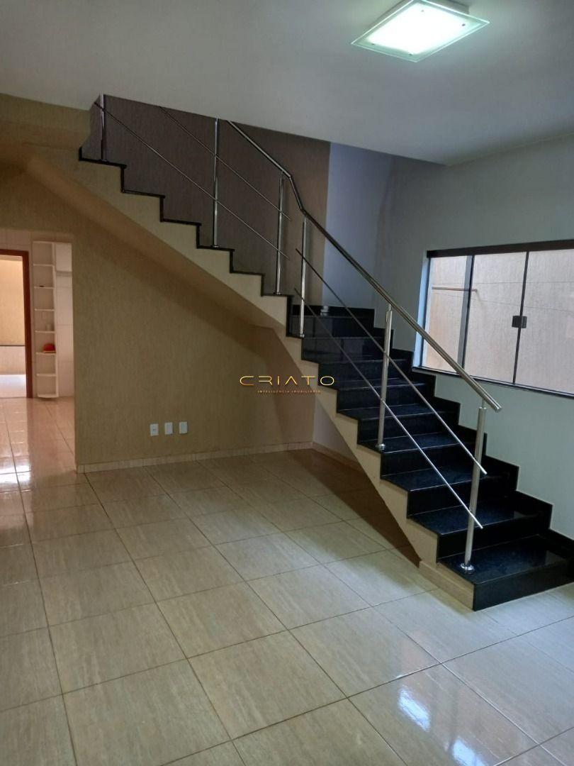 Sobrado de 4 quartos, 195m² no bairro Loteamento Residencial Verona, em Anápolis | Eu Corretor