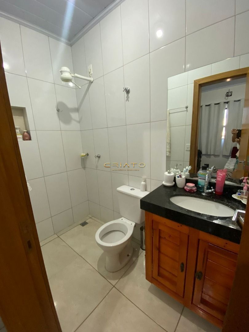 Sobrado de 1 quarto, 260m² no bairro Nenhum, em Anápolis | Eu Corretor