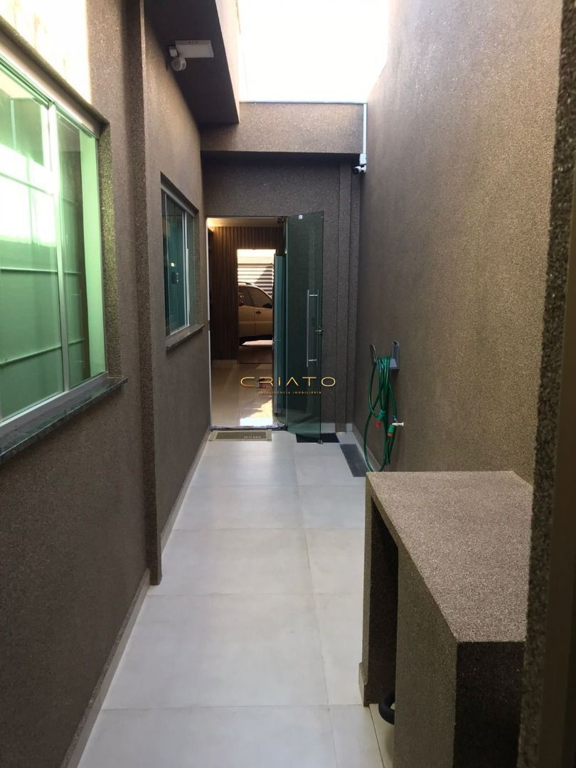 Casa de 3 quartos, 200m² no bairro Batista, em Anápolis | Eu Corretor