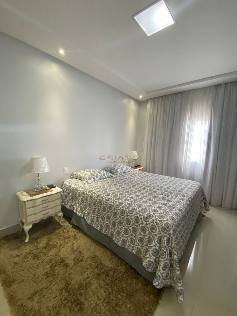 Casa de 3 quartos, 245m² no bairro Residencial Anaville, em Anápolis | Eu Corretor