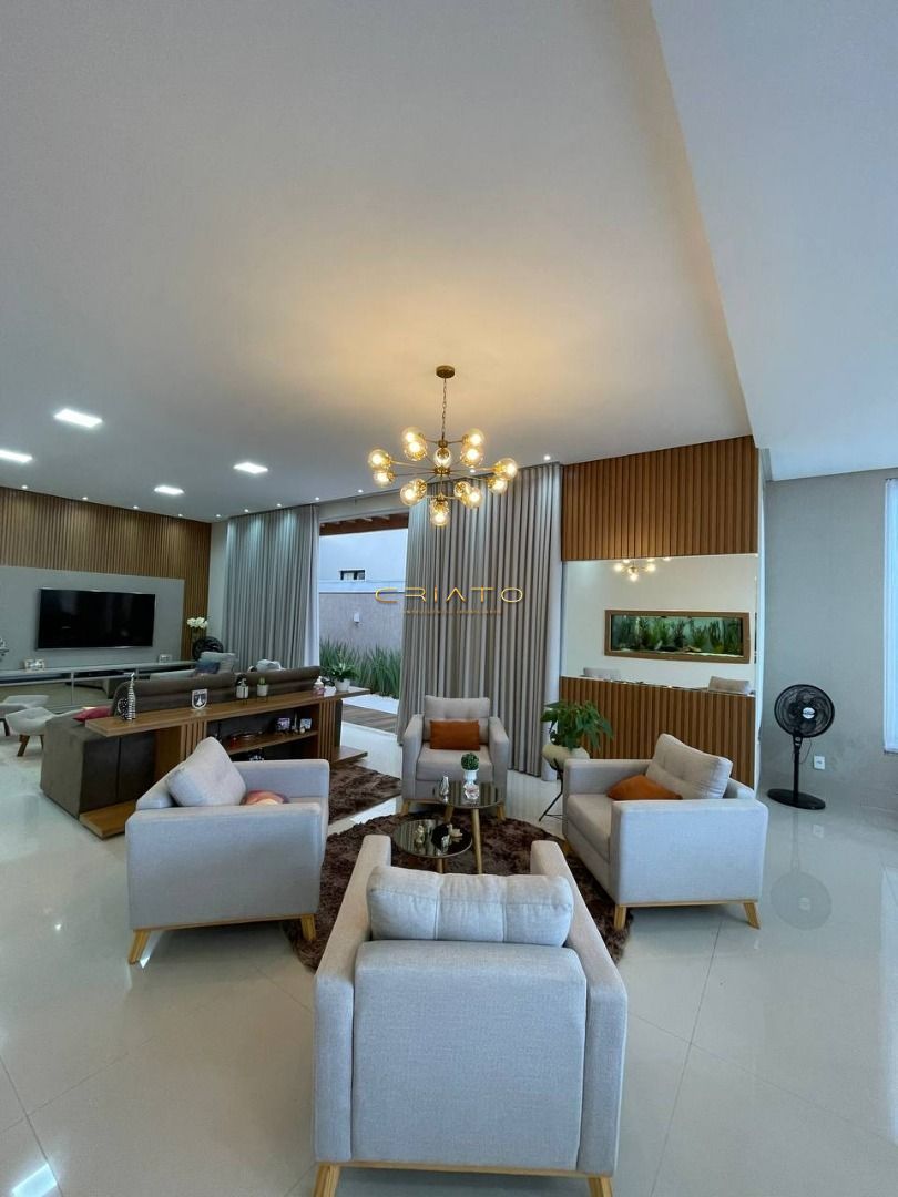 Sobrado de 3 quartos, 297m² no bairro Setor Bougainville, em Anápolis | Eu Corretor