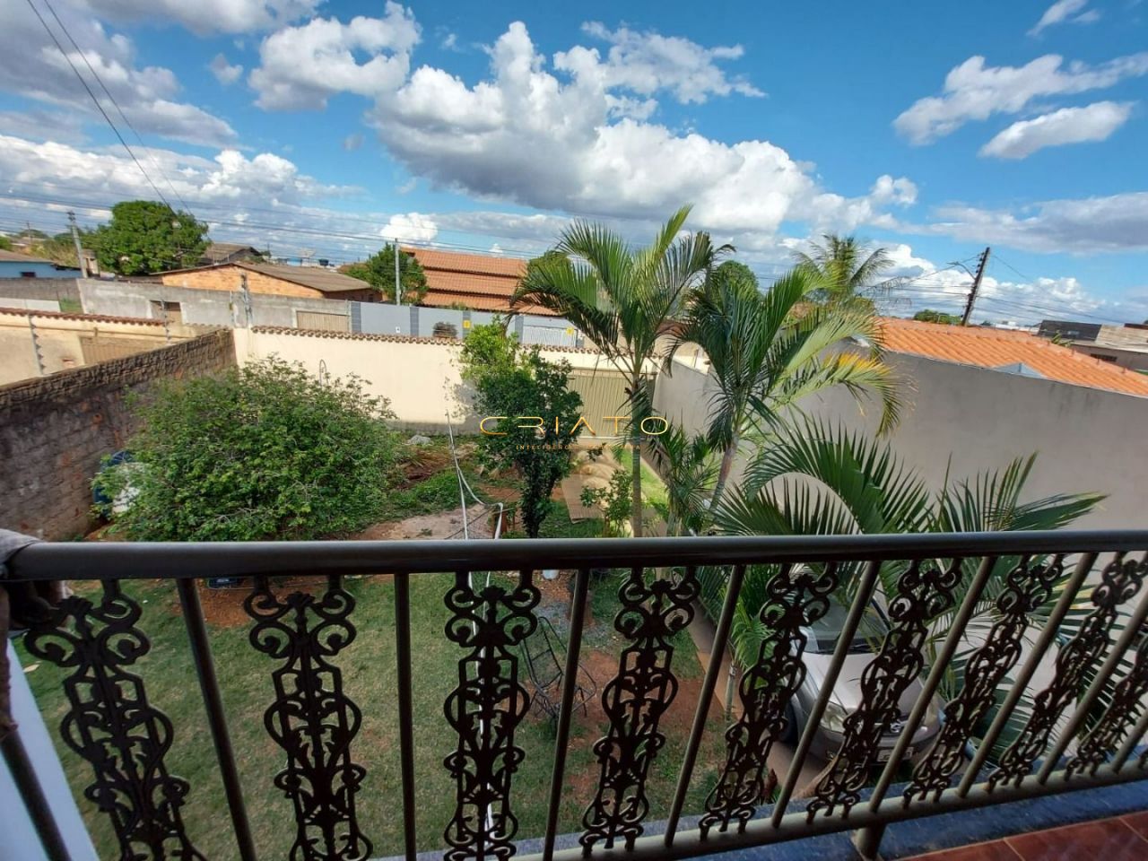 Sobrado de 4 quartos, 215m² no bairro São João, em Anápolis | Eu Corretor
