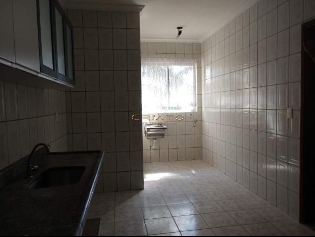 Apartamento de 3 quartos, 77m² no bairro Maracanã, em Anápolis | Eu Corretor