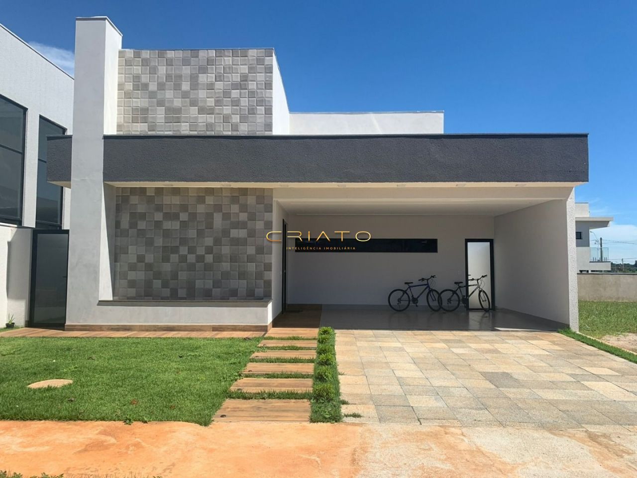 Casa de 4 quartos, 222m² | Eu Corretor