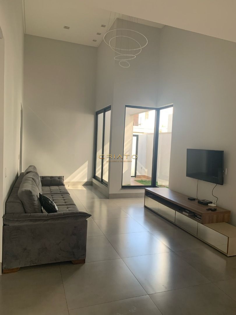 Casa de 4 quartos, 222m² | Eu Corretor