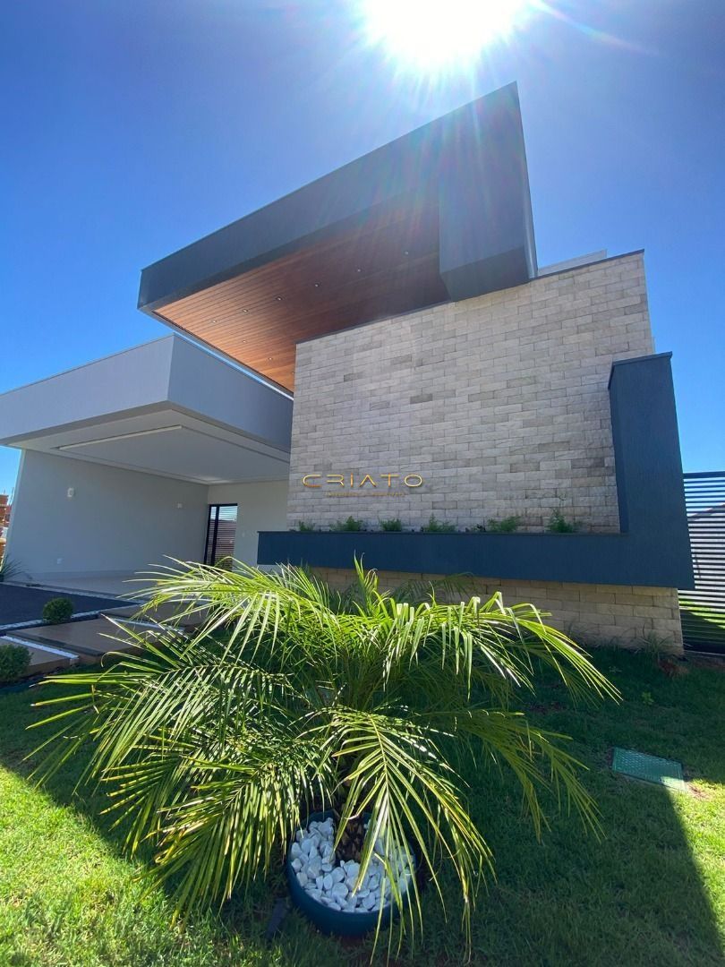 Casa de 3 quartos, 209m² | Eu Corretor
