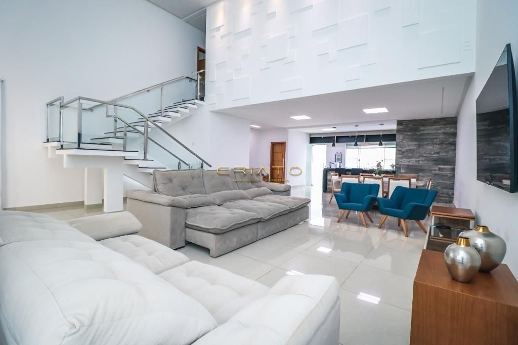 Sobrado de 4 quartos, 380m² no bairro Condomínio Vale dos Pássaros, em Anápolis | Eu Corretor