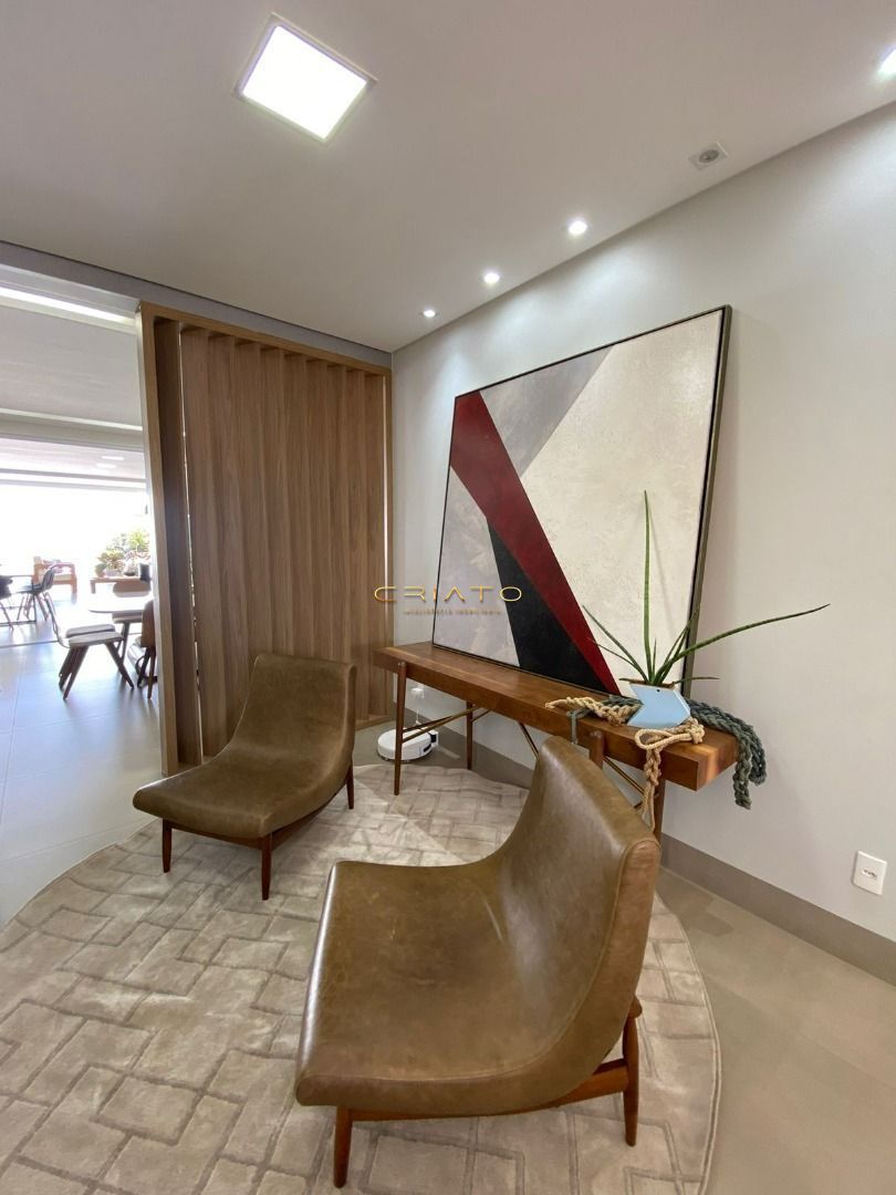 Casa de 3 quartos, 291m² | Eu Corretor