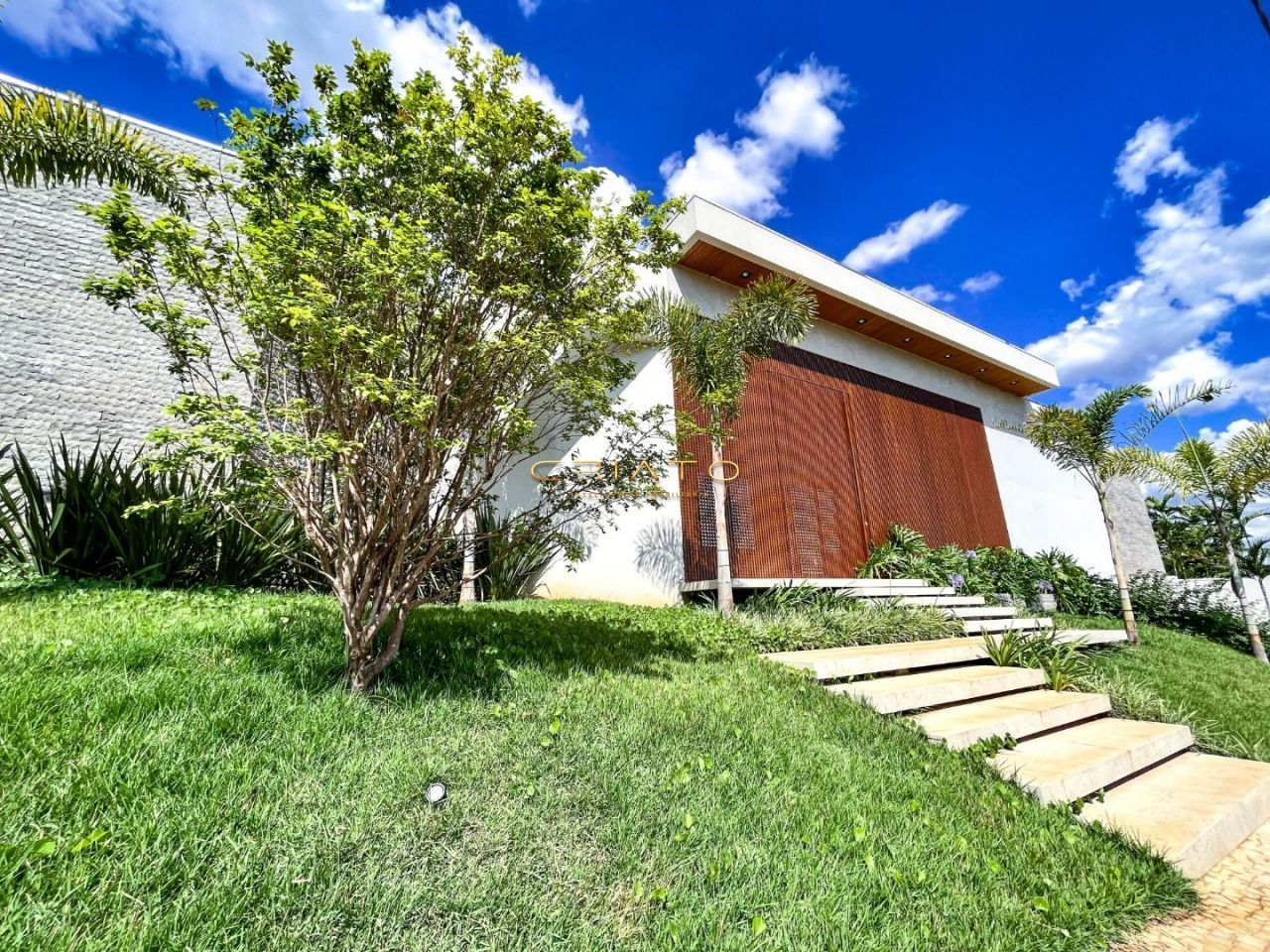 Casa de 4 quartos, 320m² no bairro Residencial Anaville, em Anápolis | Eu Corretor