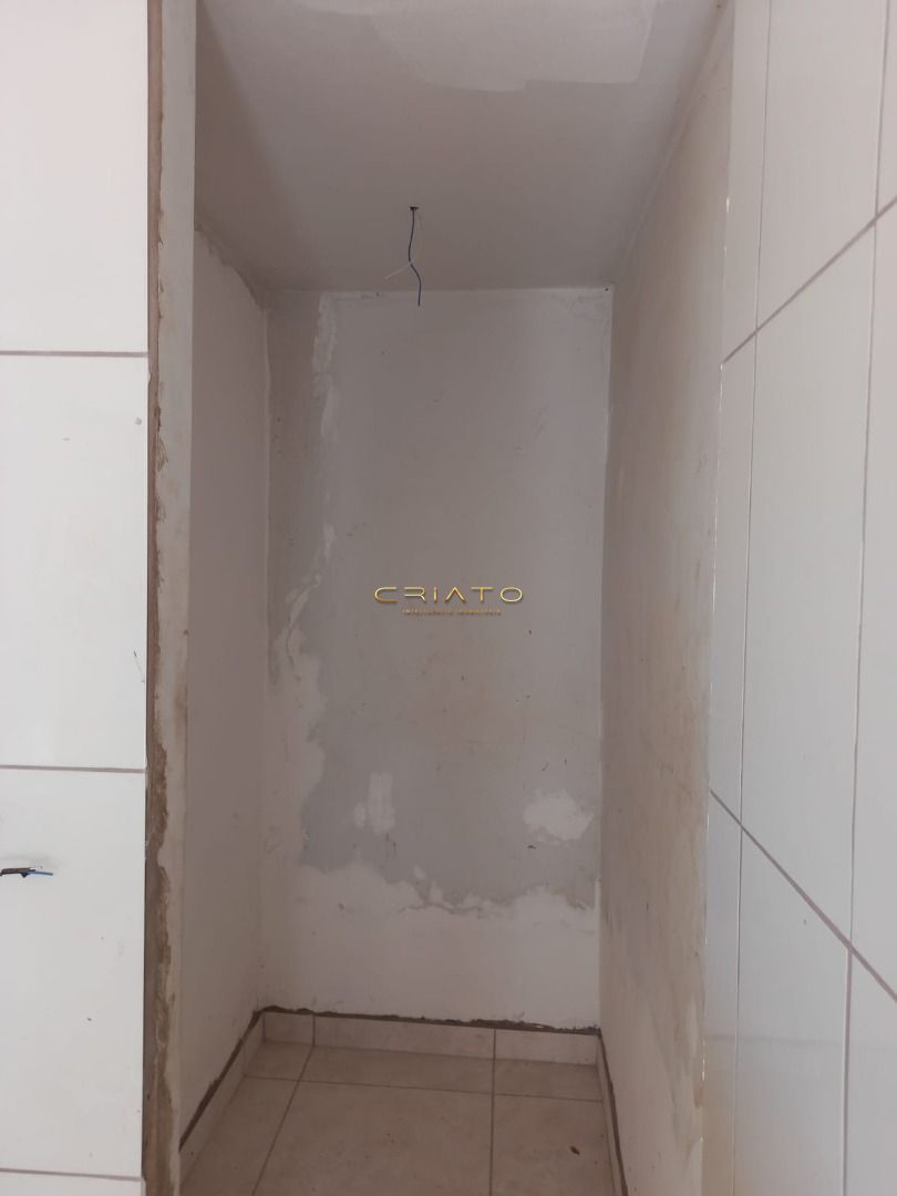 Casa de 2 quartos, 200m² no bairro Maracanã, em Anápolis | Eu Corretor