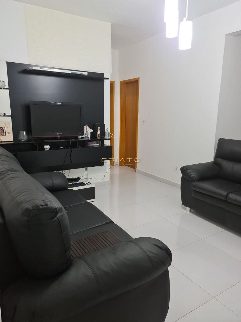 Apartamento de 2 quartos, 52m² no bairro Vila Santa Isabel, em Anápolis | Eu Corretor